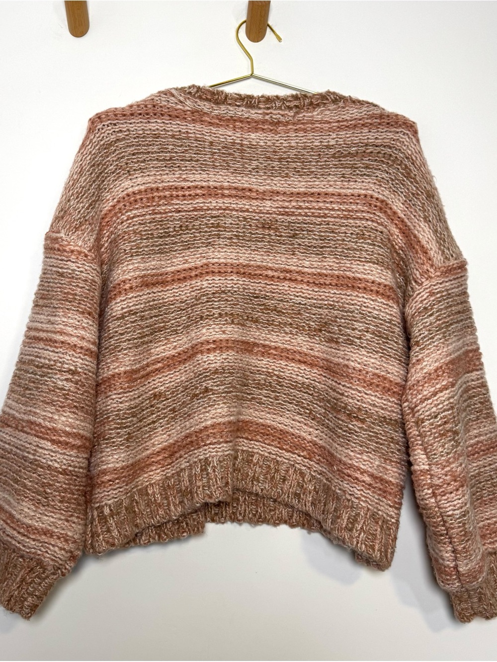 Saltwater Luxe Chunky Knit Boho Sweater Pink Beige Stripe Balloon Sleeve Medium - Picture 9 of 9